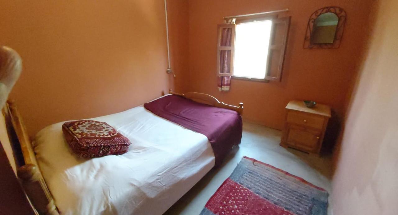Kasbah Ait Arbi Hotel Ait Ougliff Exterior foto