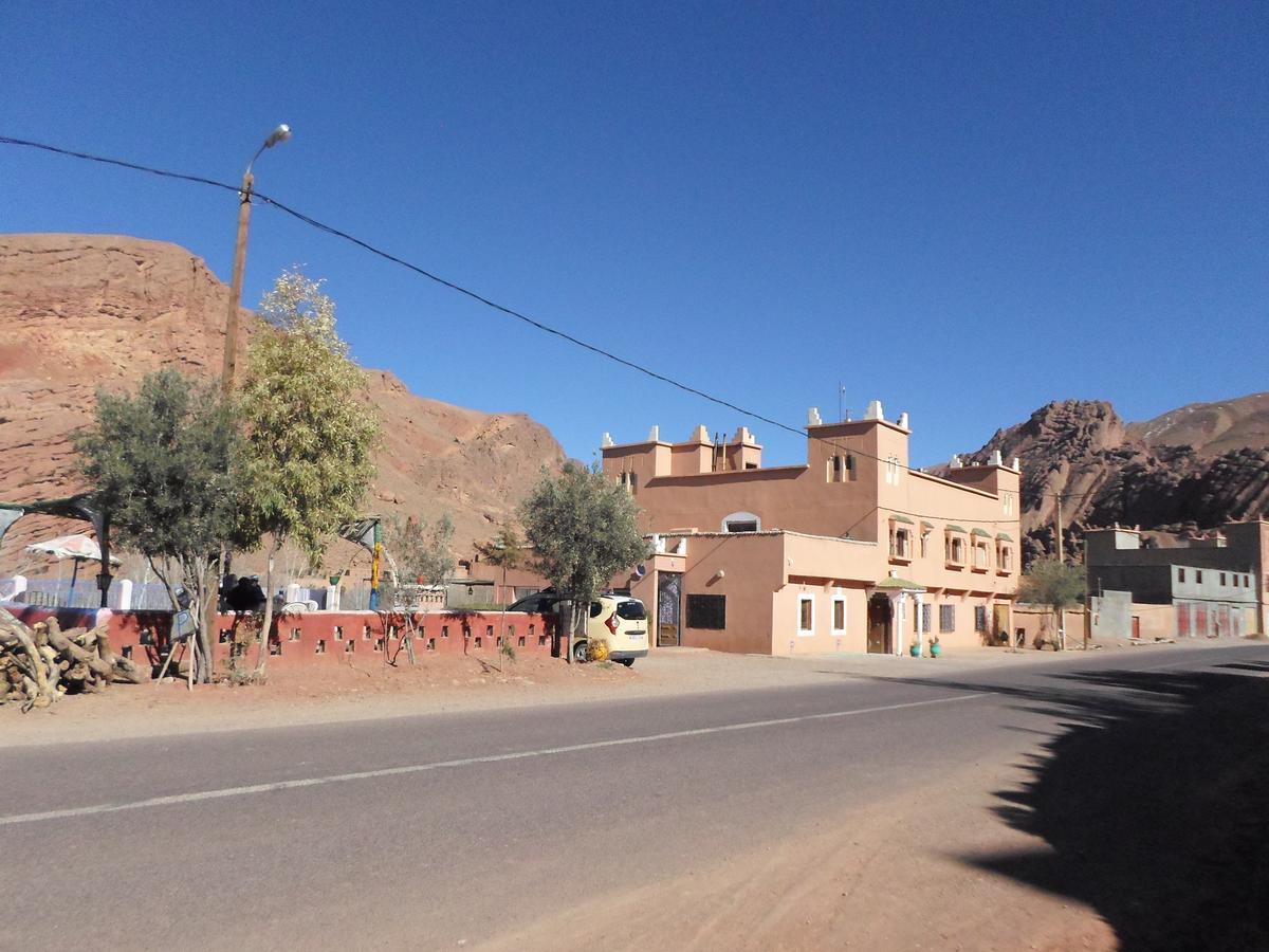 Kasbah Ait Arbi Hotel Ait Ougliff Exterior foto